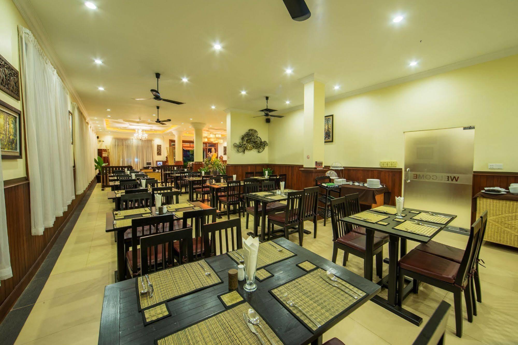 Sovan Mealea Hotel Siem Reap Buitenkant foto