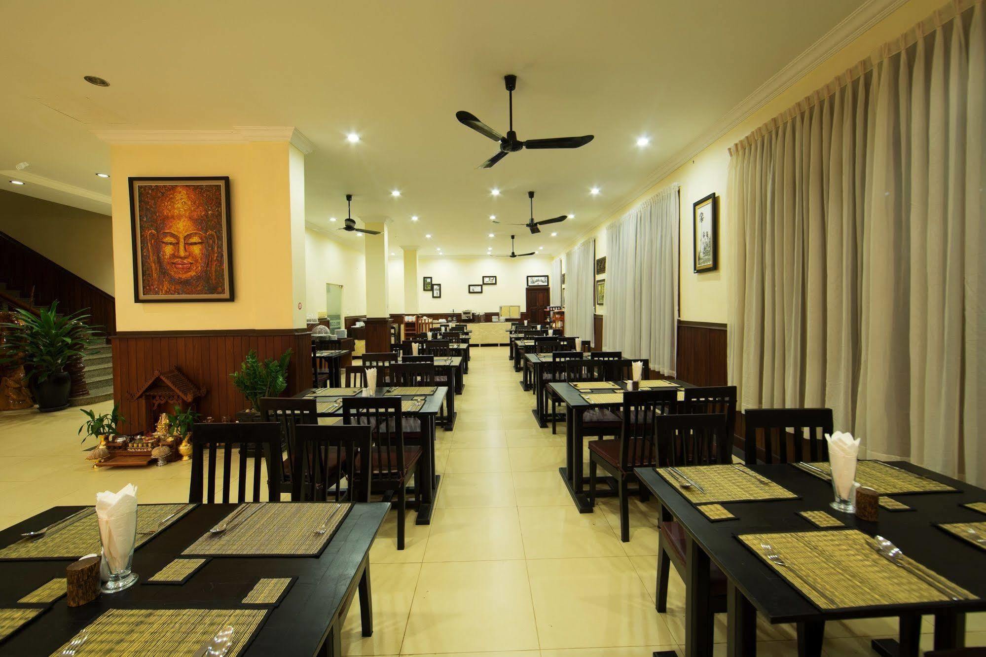 Sovan Mealea Hotel Siem Reap Buitenkant foto