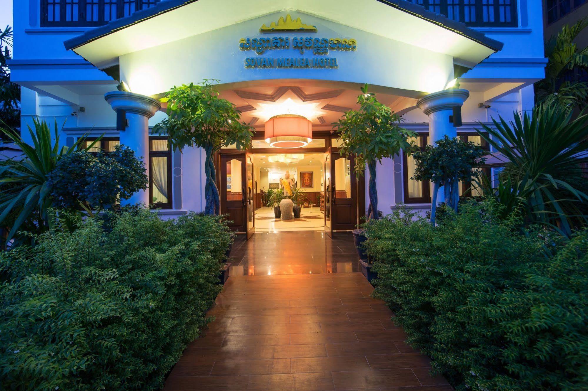 Sovan Mealea Hotel Siem Reap Buitenkant foto