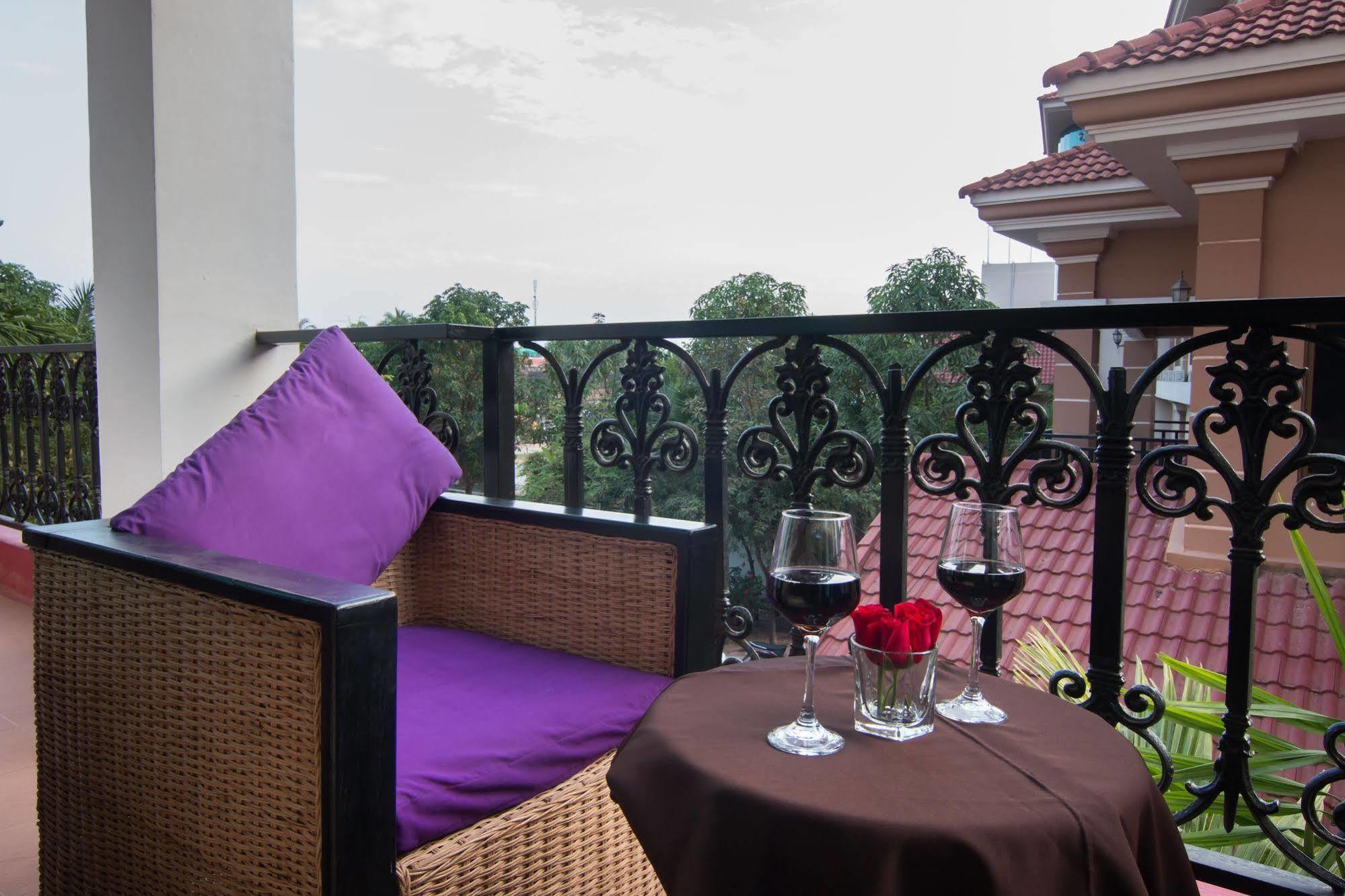 Sovan Mealea Hotel Siem Reap Buitenkant foto